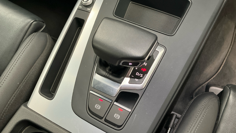 Audi Q5 45 TFSI Quattro Sport 5dr S Tronic Petrol Estate